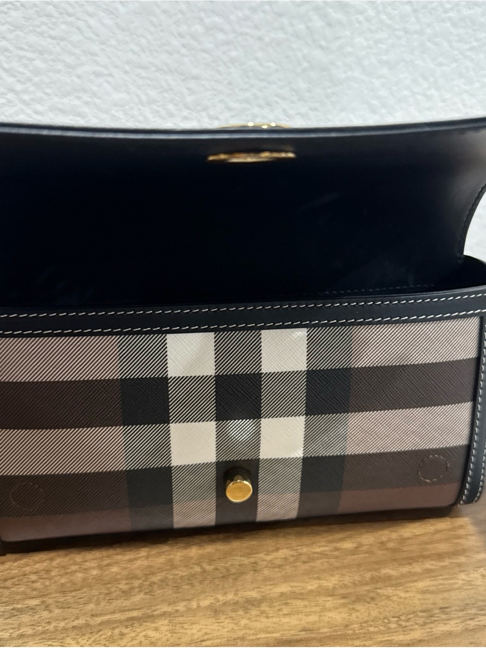 Birch brown Burberry top handle note bag - Picture 4 of 6